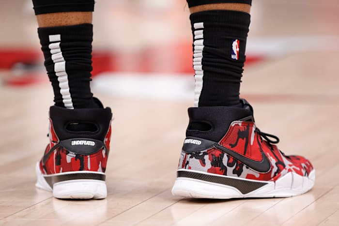 Chicago Bulls forward DeMar DeRozan wearing the Nike Kobe 1 Protro 'UNDFTD'.